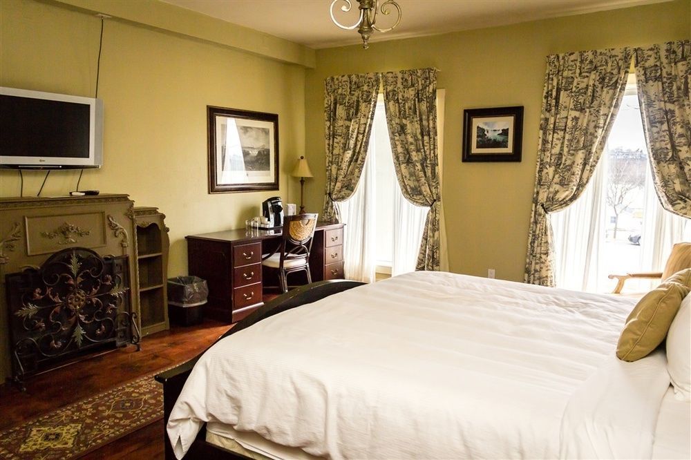 Niagara Crossing Hotel And Spa Lewiston Exteriör bild